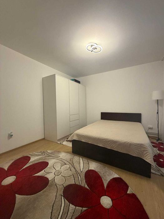 Închiriez garsonieră confort 1 Onești strada Belvedere in bloc de apartamente
