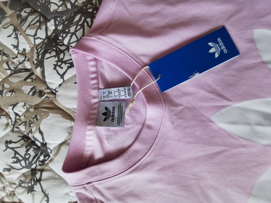 Оригинална дамска тениска Адидас, размер S