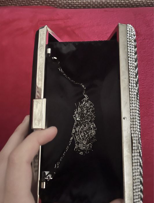 Продам сумку вечернюю