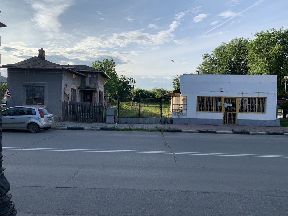 Teren ultracentral de vanzare/închiriere