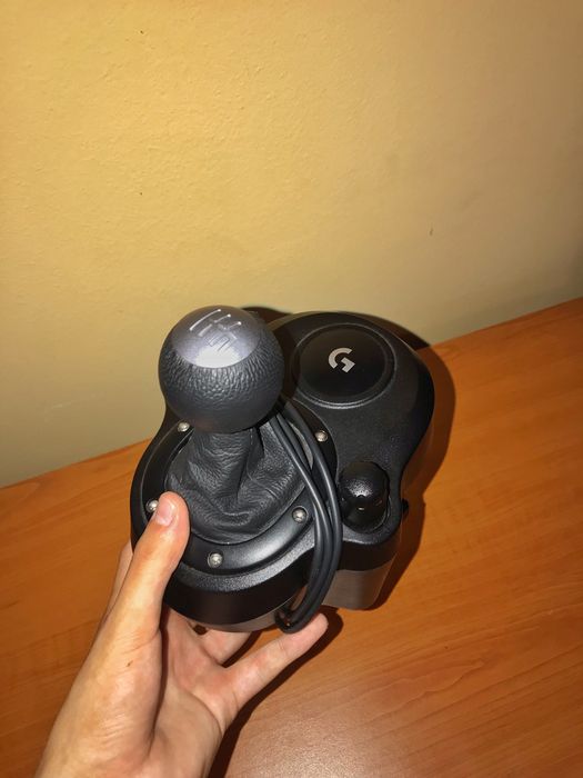 Volan logitech g29