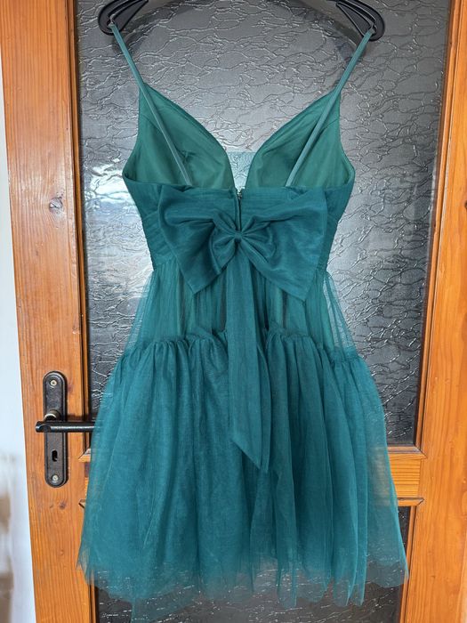 Официална тюркоазено зелена рокля