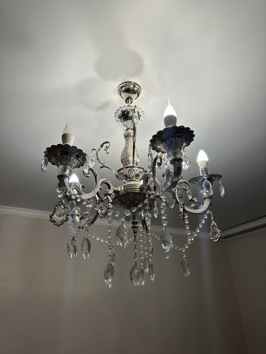 Люстра 2 шт новый и бу