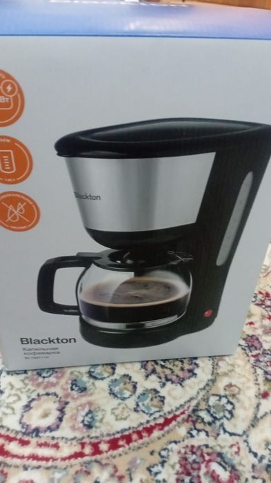 Продам пуховик  зимнии