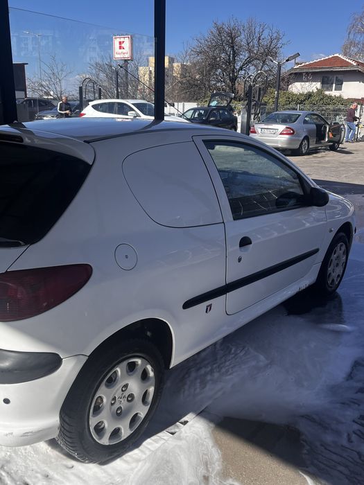 Пежо 206 хечбек 1.4TDI Дизел 2008