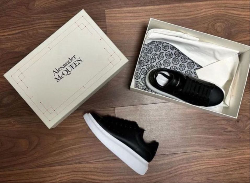 Adidasi Alexander Mcqueen black negri albi