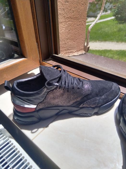 Adidasi piele 43