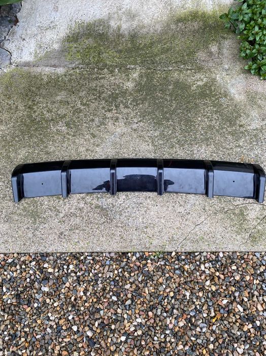 Vind Spoiler bara spate BMW