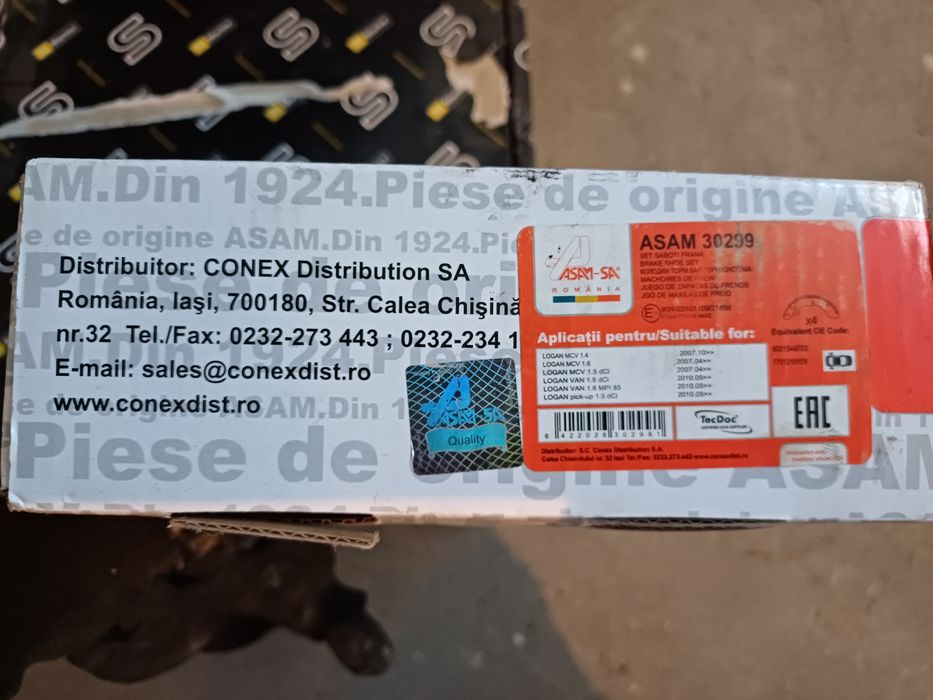 Комплект задни  барабани с лагери и накладки за Дачия и Рено