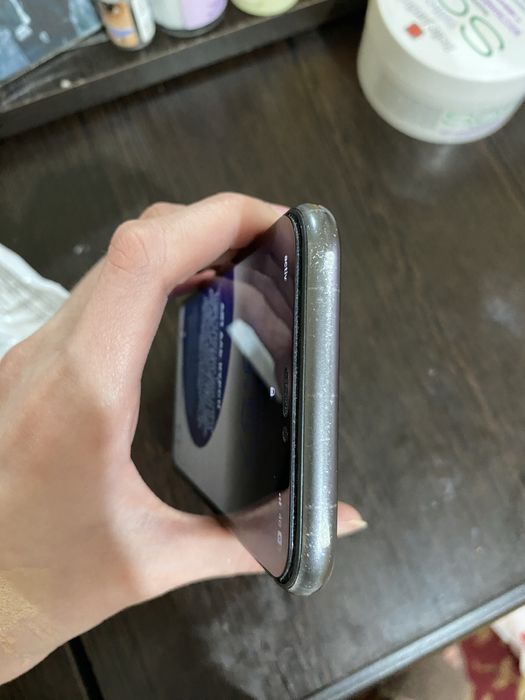 Айфон 11 срочно договор есть