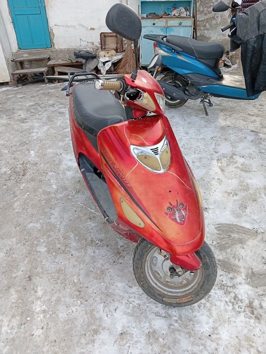 Продам скутер 80 кубов