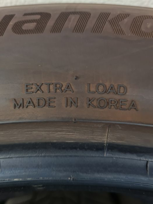 Зимни гуми 4 броя HANKOOK Winter Icept Evo3 235 55 R19 дот 2622