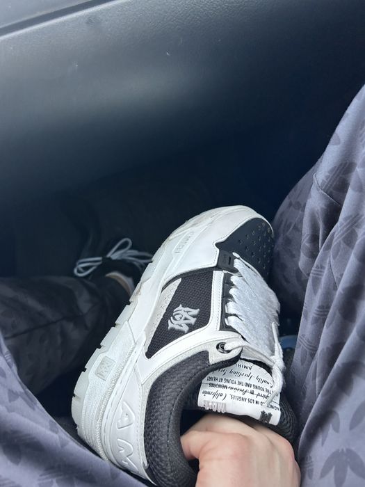 vand amiri stare buna 10/10 200 doar azi