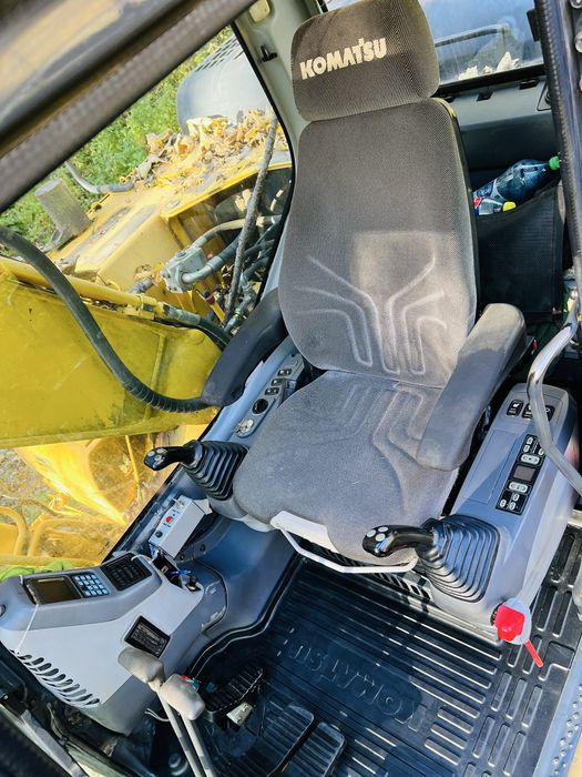 Excavator komatsu pc180