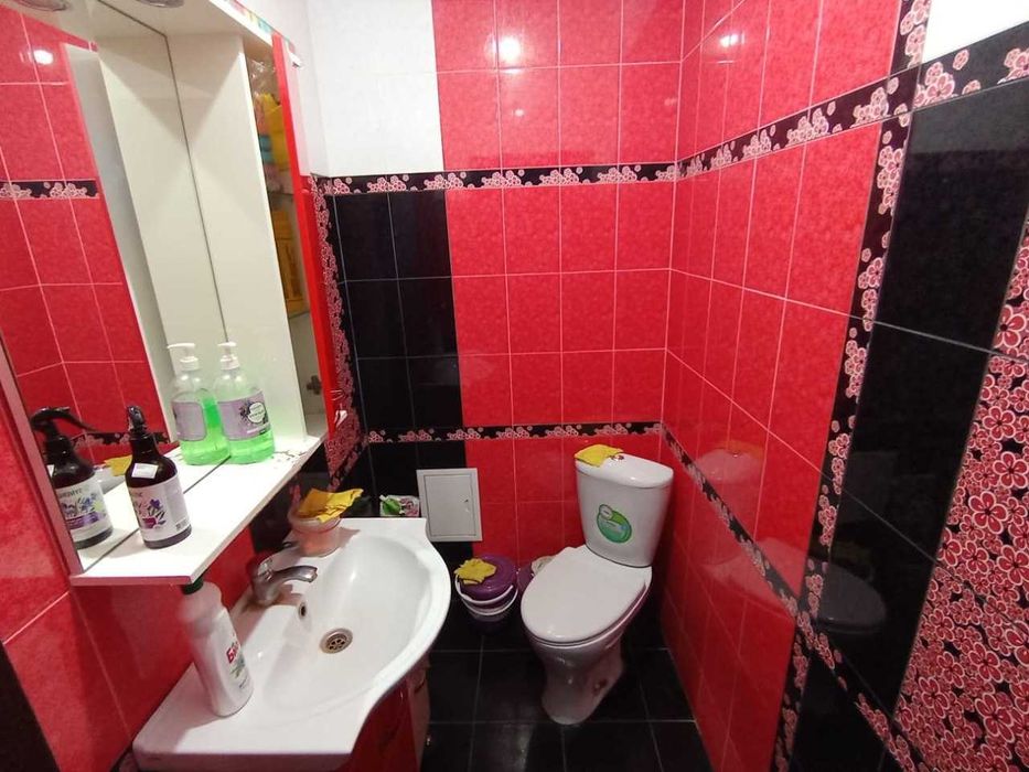 Продается коммерческое помещение в центре