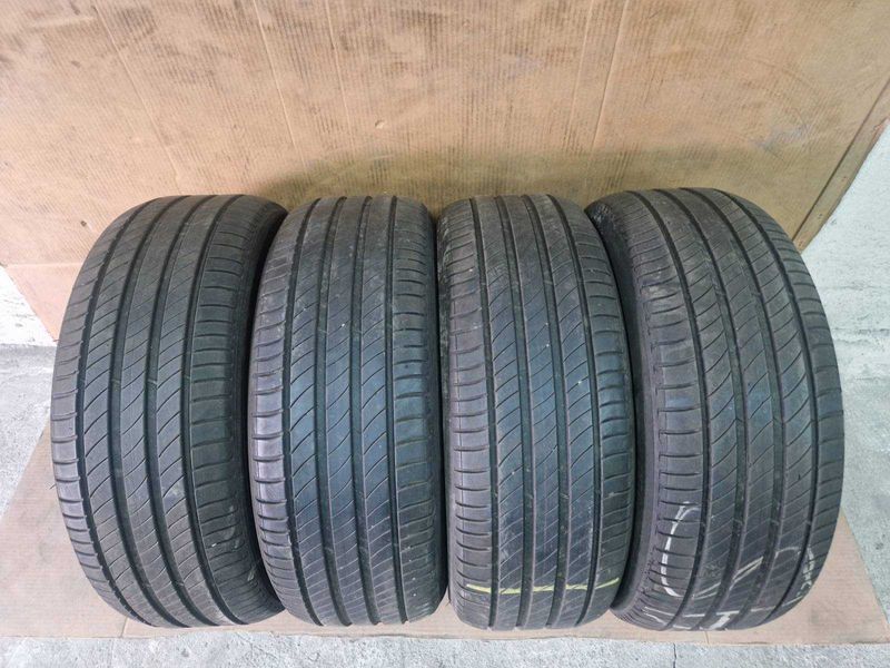 4 Michelin R18 235/55
летни гуми DOT3820