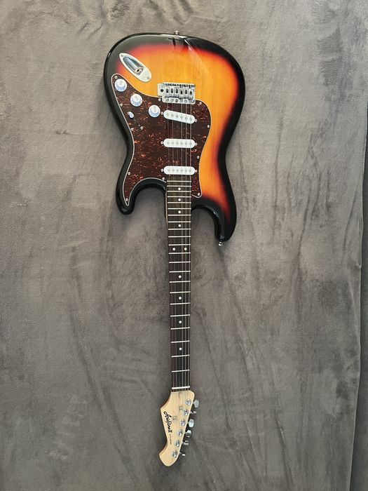 Электрогитара и Усилитель