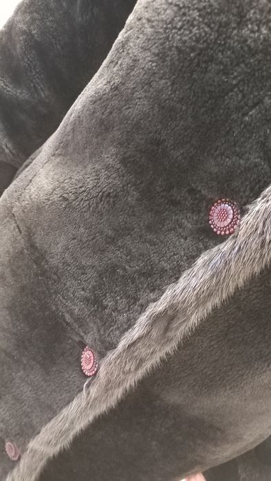 Продаю шубу мутон