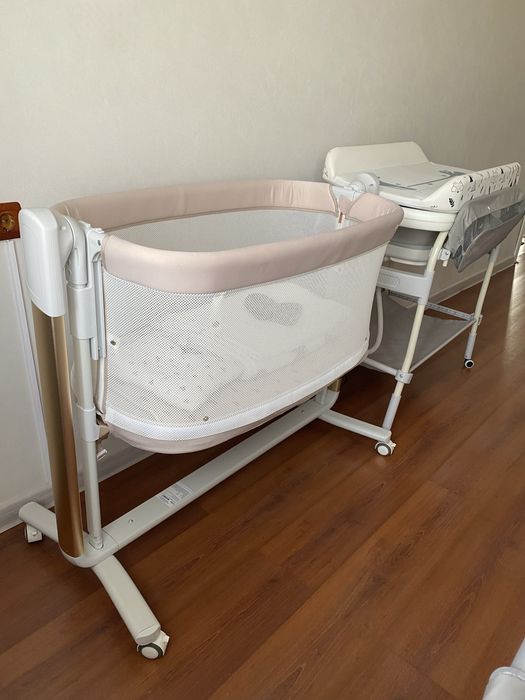 Электрическая кроватка, манеж