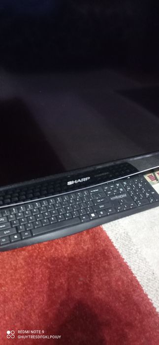 vînd tv plasma sharp acuos   merge bine. 7 hdmi 2 scarturi dischete ec