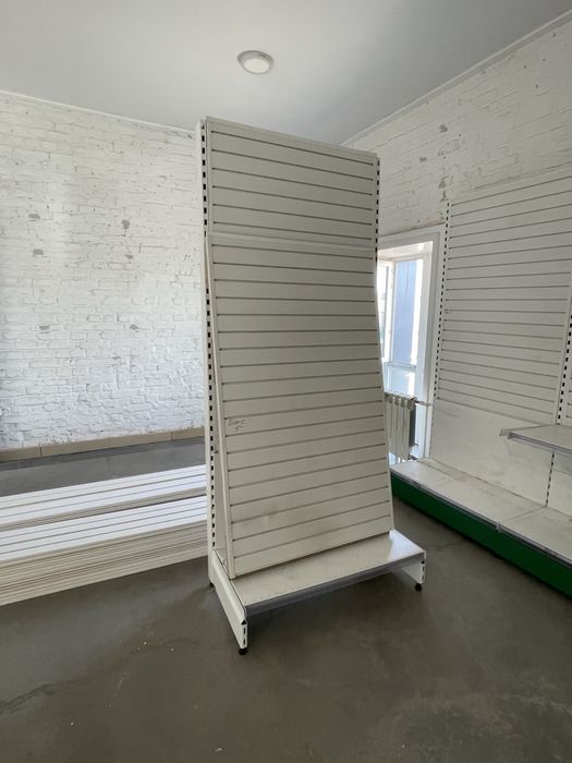 Стеллаж торговый с эконом панелями