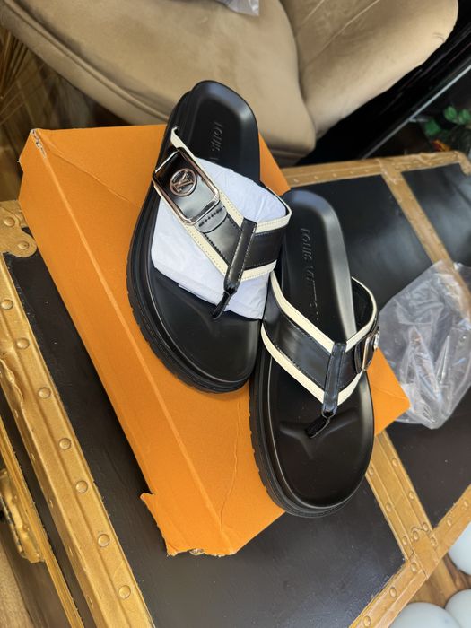 Slapi/papuci Louis vuitton