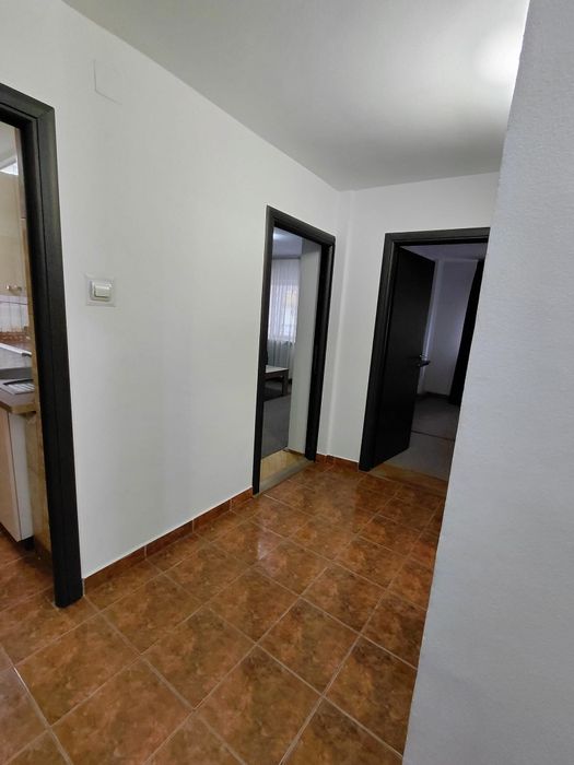 Inchiriez apartament 2 camere Targu Jiu ultracentral