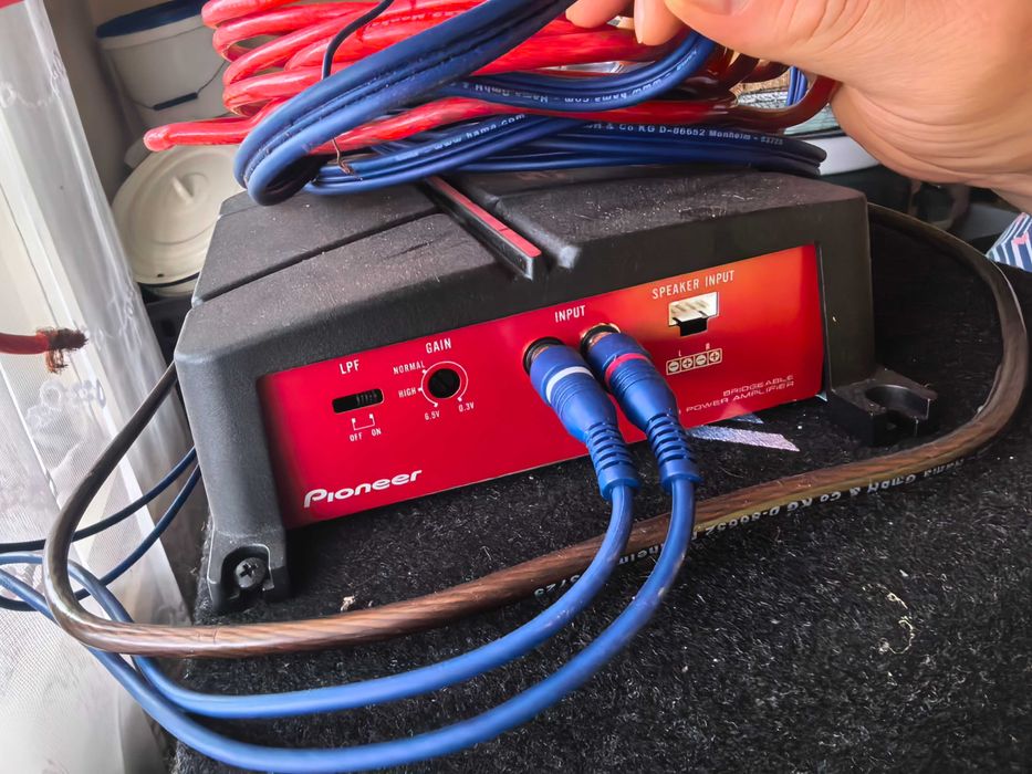 Субуфер с усилвател