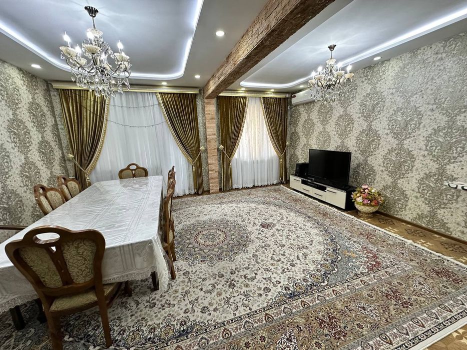 Продаётся 4х комнатная квартира на Карасу-1