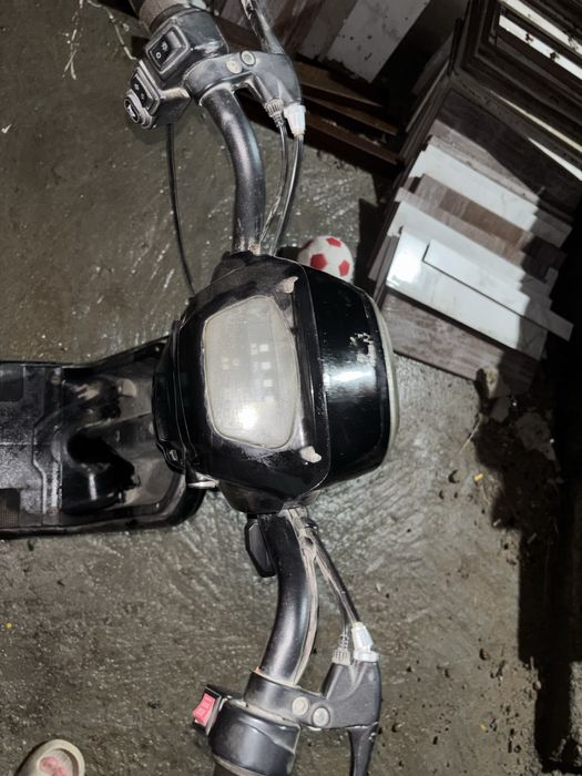 Электро самокат срочно продам