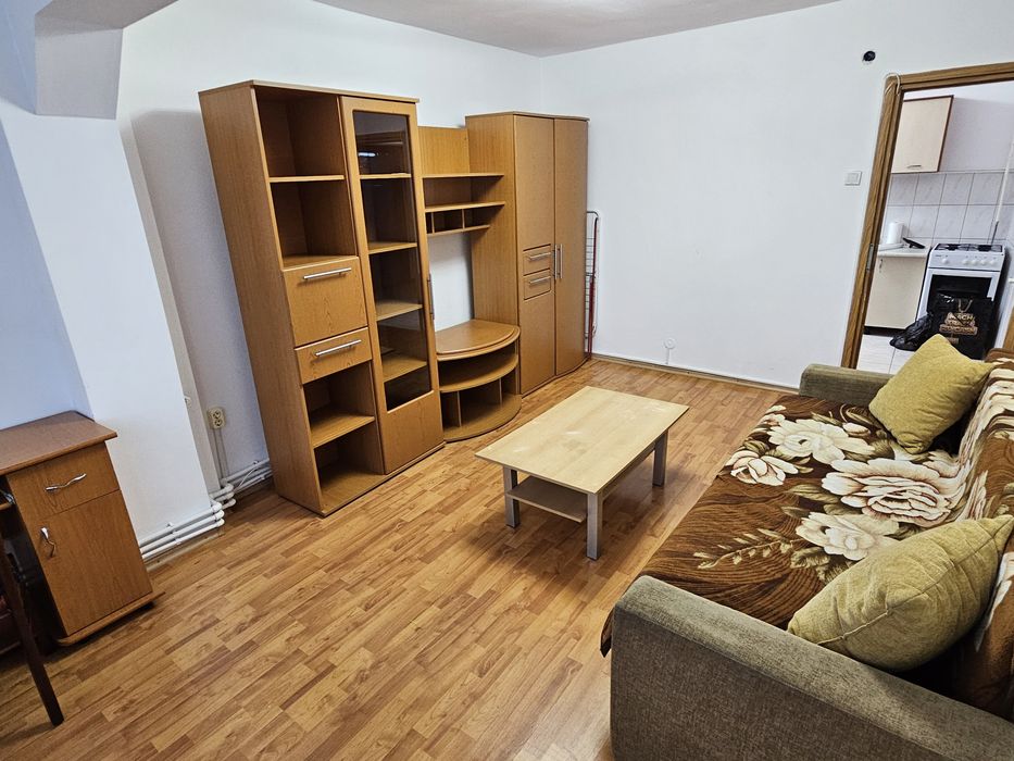 Vând apartament 2 camere, mobilat