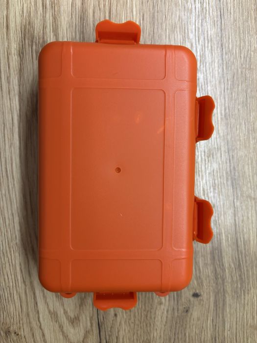 Toolbox / кутия за пронадлежности