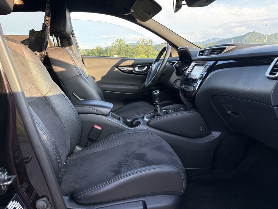 NISSAN Qashqai 2017 ~ 70.000 KM ~ Usor Avariat ~ Germania ~ toate actele ~ perfect functional ~ 1.2TCE 131CP ~ EURO 6 ~
