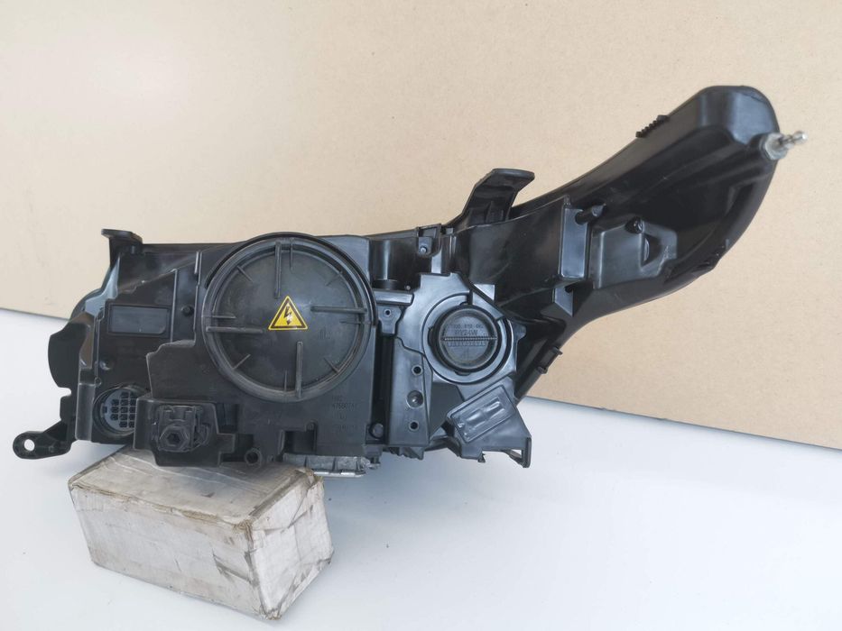 Фар Десен Би Ксенон Лед Ланд Роувър / Land Rover RANGE ROVER SPORT SUV