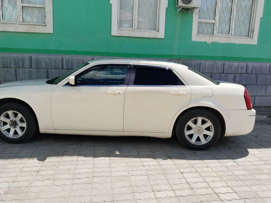 Крайслер С300 обьем 3.5