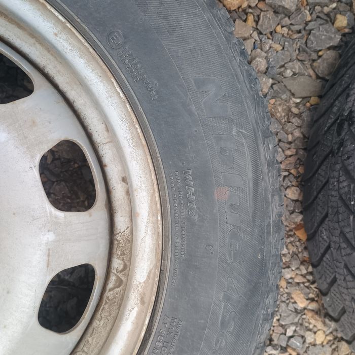 Дачия дъстър, гуми, джанти, 215 65 16