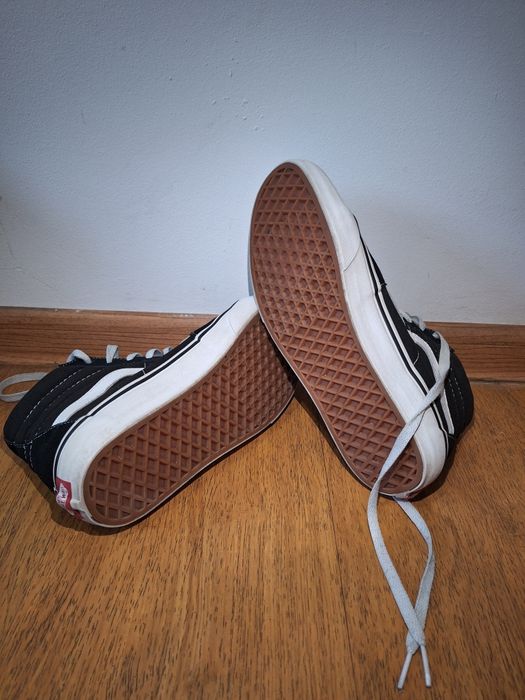 Vans Sk8-Hi negri – mărimea 40