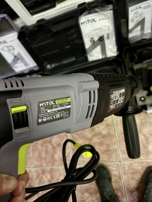 Перфоратор MYTOL, BMC 3 Дж, 800 Вт., SDS-Plus