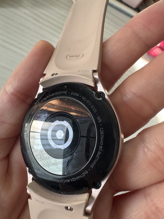 Galaxy Watch4 40мм идеальном состоянии