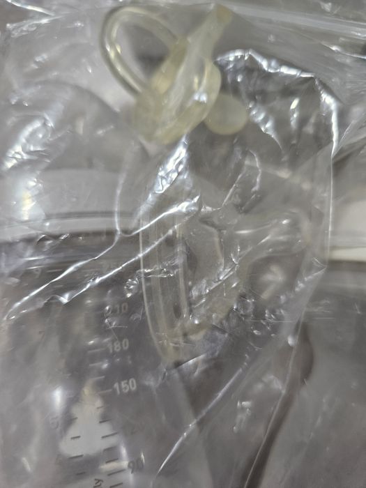 Chicco original 4 Бутылочки +запаска и соска