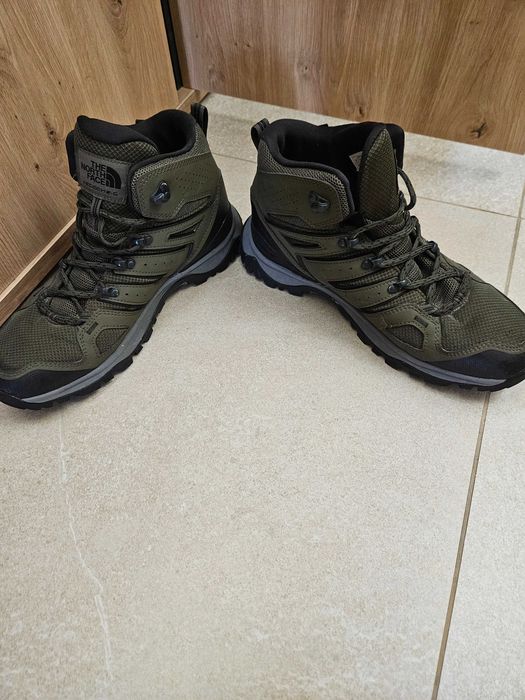Обувки The North Face
