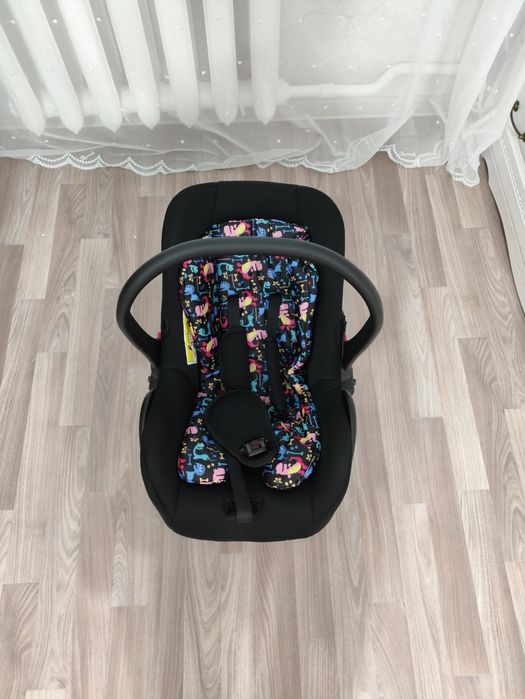 Продам детскую коляску