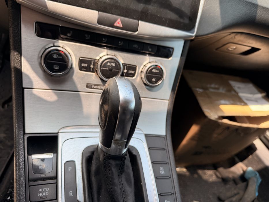 Interior scaune material fete de usi vw passat b6 b7 incalzit cu masaj si ventilatie break