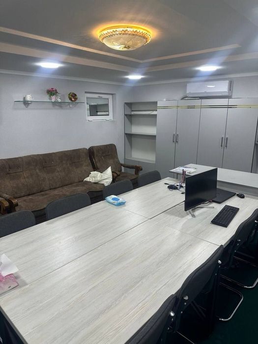 Бюджетный ОФИС с мебелью на  Чиланзар Ц квартал 45 м2
