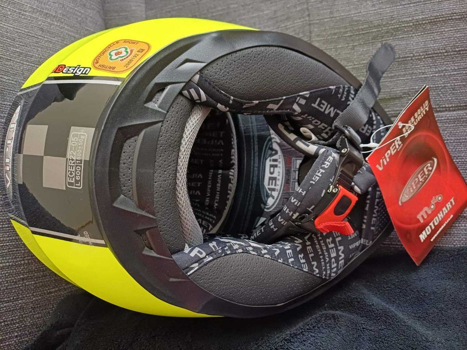 Мото каска Viper RS-V9, размер L