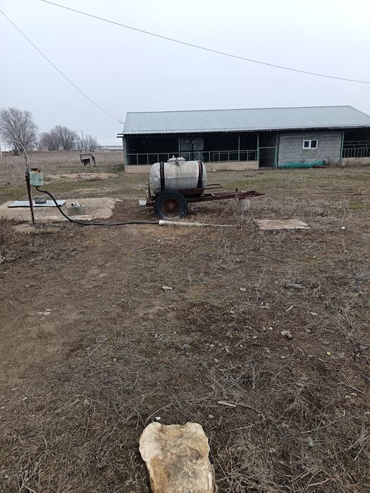 Бочка продам на колёсах