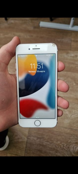 Продам айфон 7 128 гб