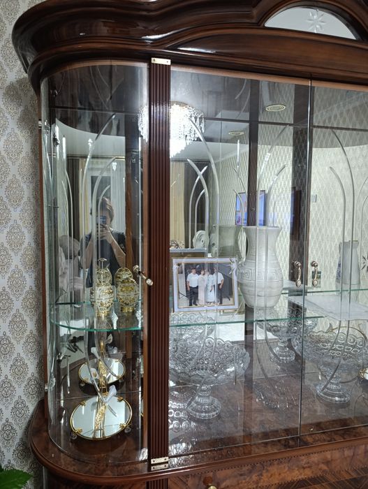 Сервант для посуды
