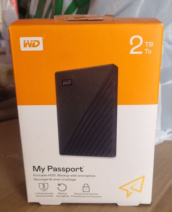 Внешний жесткий диск WD My Passport 2TB