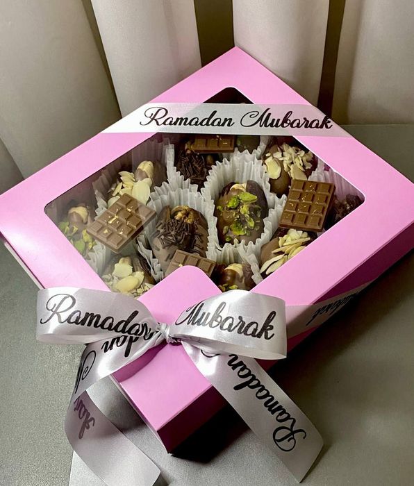 Подарочные коробки